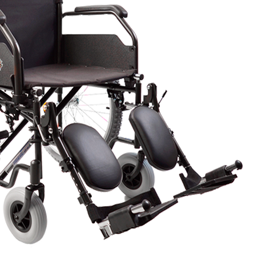 Silla de Ruedas Xtreme con Brazos FlipUp y Descansapies Abatibles y Elevapiernas - 20 pulgadas - Neumática - Negro Lodo