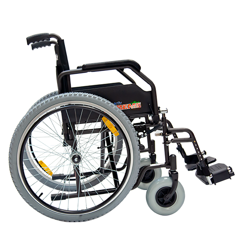 Silla de Ruedas Xtreme con Brazos FlipUp y Descansapies Abatibles y Desmontables - 18 pulgadas - Neumática - Lodo