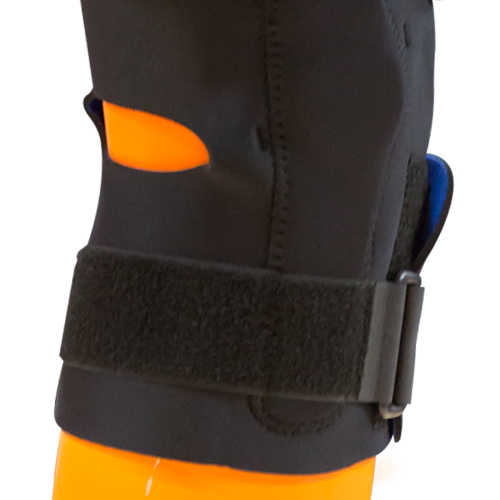 Rodillera Abierta  de Neopreno - Articulada con Bisagras Extraíbles - CH