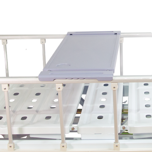 Cama Manual  de 3 Funciones con Manivelas, Ruedas de 125mm todas c/Freno.