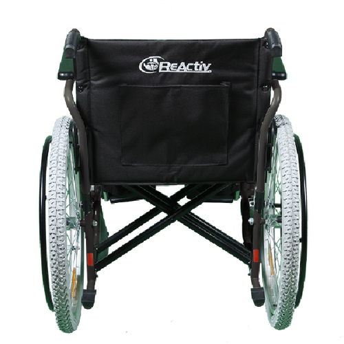 Silla de Ruedas Xtreme con Brazos FlipUp y Descansapies Abatibles y Elevapiernas - 20 pulgadas - Neumática - Negro Lodo